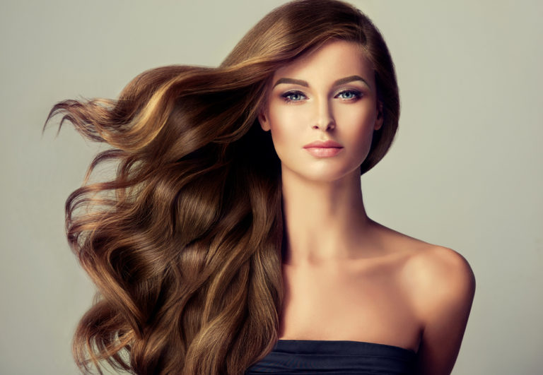 急に髪が細くなった！20代女性で生え際やつむじはげが気になる時の対策 女性の薄毛を改善しよう！